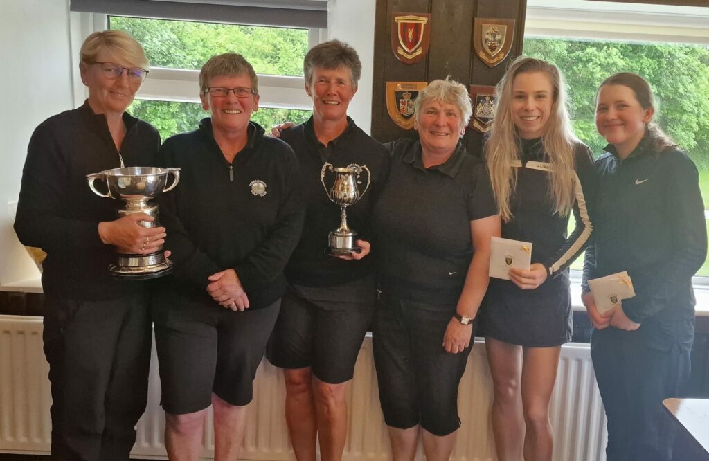 Baron Rose Bowl Vicky Lee Comyn, Nikki Hodge, Anna Sendall, Mandy Wright, Danielle Hardwick and Mable Gosling Brown- Perranporth